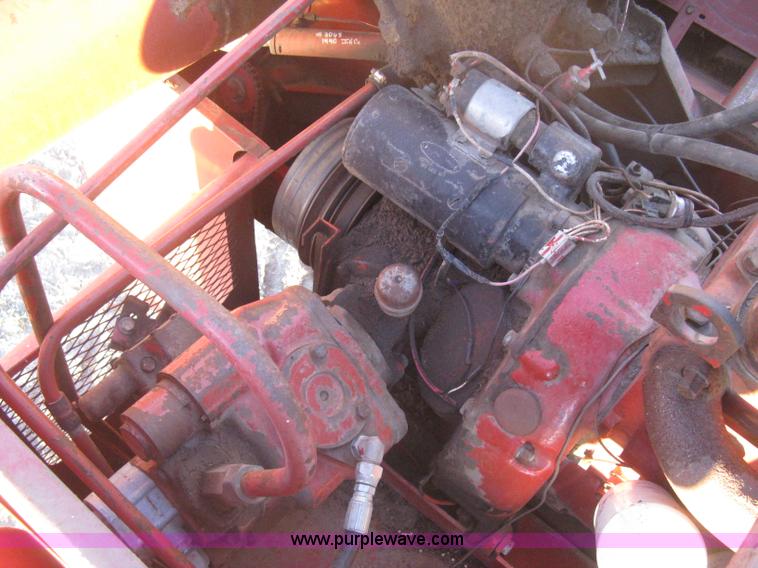 image for item B8488 International 915 Turbo combine