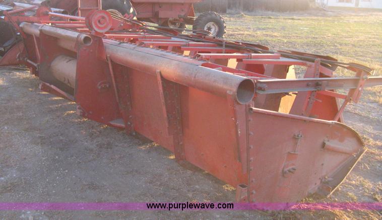 image for item B8488 International 915 Turbo combine