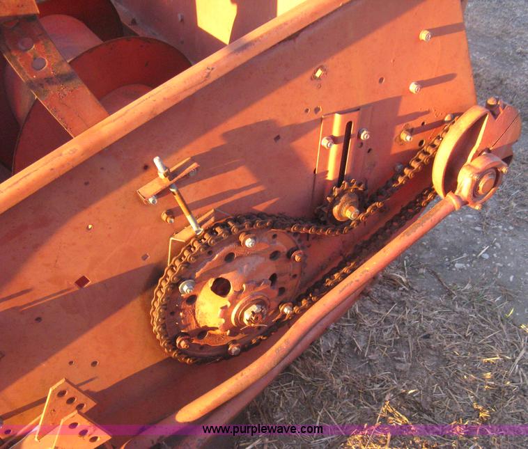 image for item B8488 International 915 Turbo combine