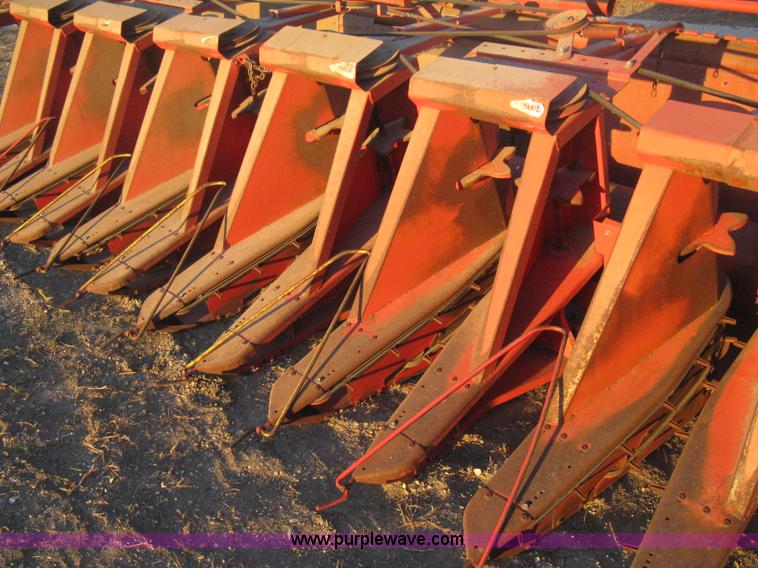 image for item B8488 International 915 Turbo combine