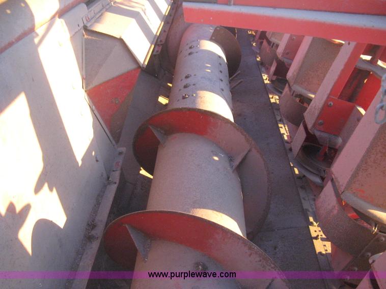 image for item B8488 International 915 Turbo combine