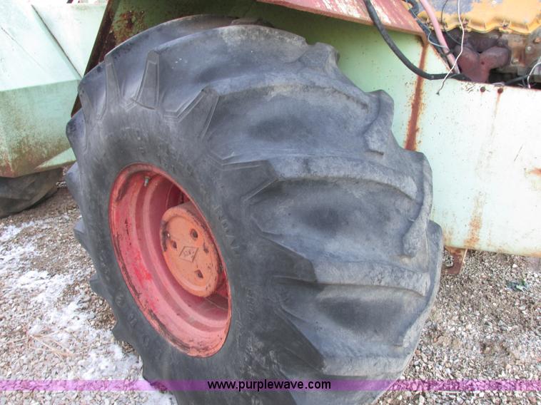 image for item E7005 Steiger 4WD tractor