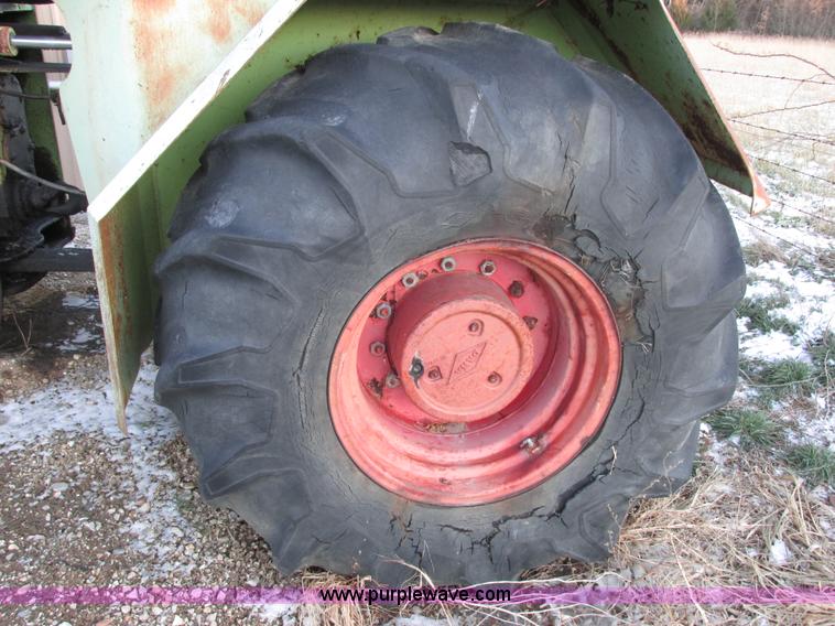image for item E7005 Steiger 4WD tractor