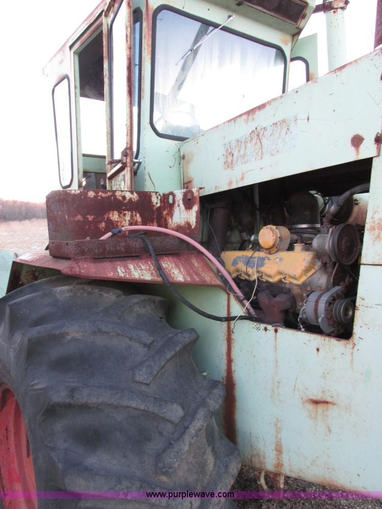 image for item E7005 Steiger 4WD tractor