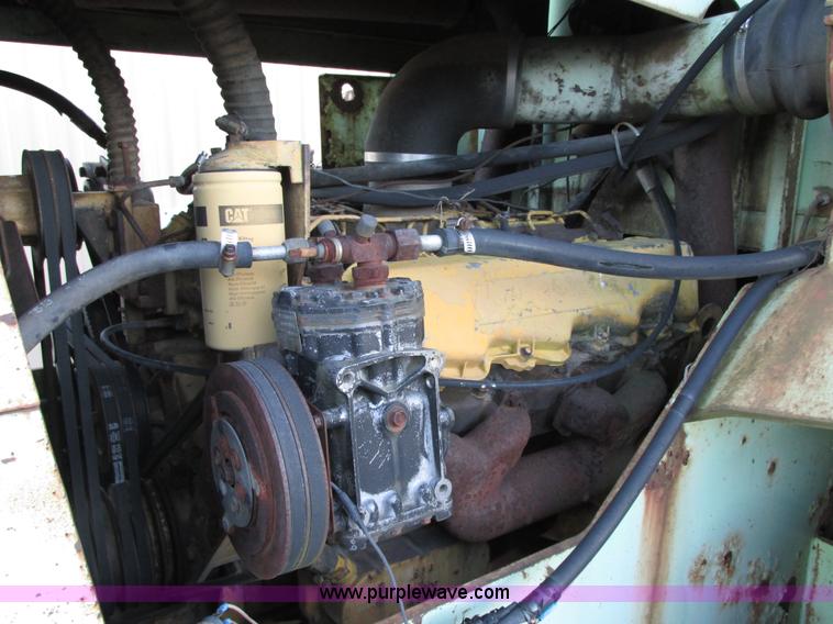 image for item E7005 Steiger 4WD tractor