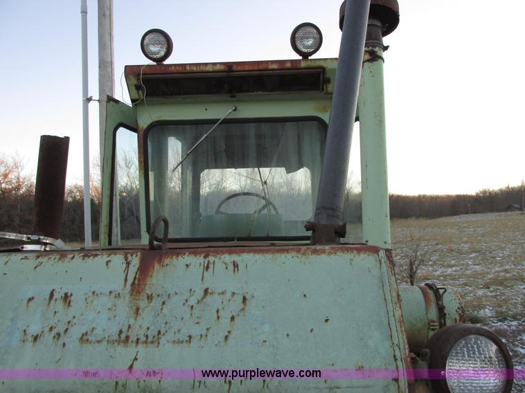 image for item E7005 Steiger 4WD tractor