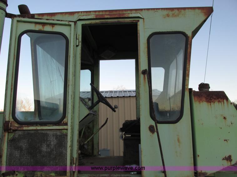 image for item E7005 Steiger 4WD tractor