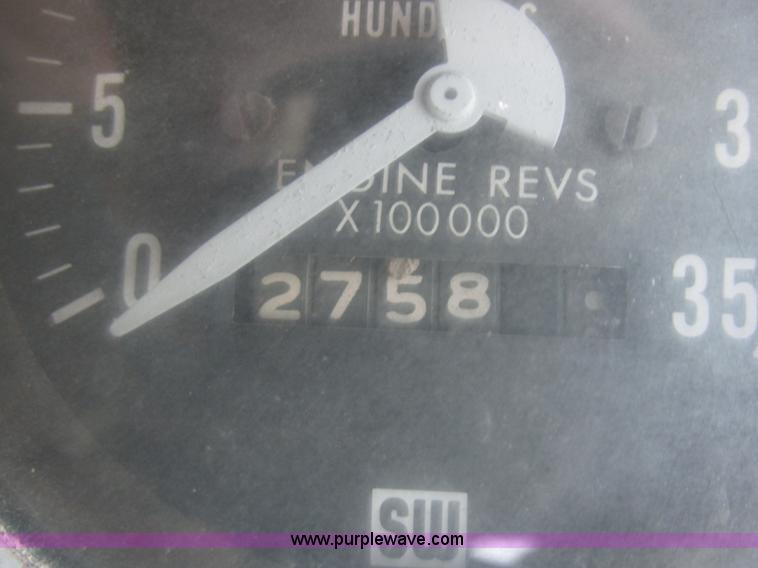 image for item E7005 Steiger 4WD tractor