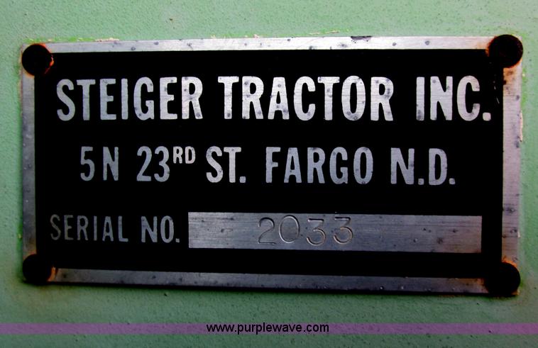 image for item E7005 Steiger 4WD tractor