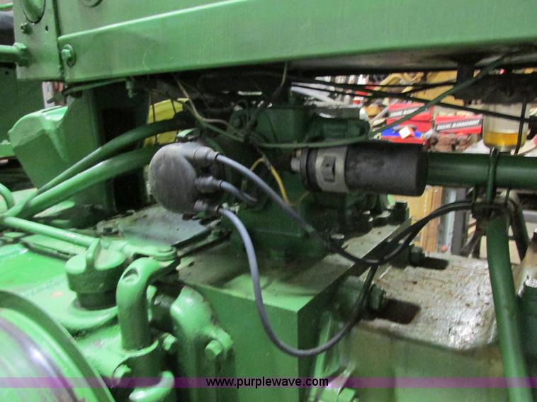 image for item E7008 1954 John Deere 60 tractor