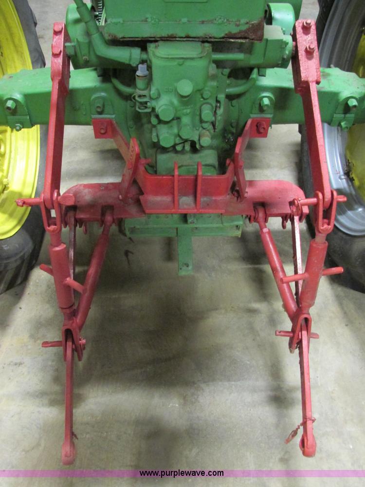 image for item E7008 1954 John Deere 60 tractor