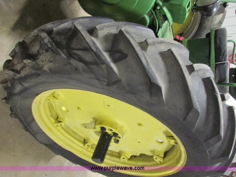 image for item E7008 1954 John Deere 60 tractor