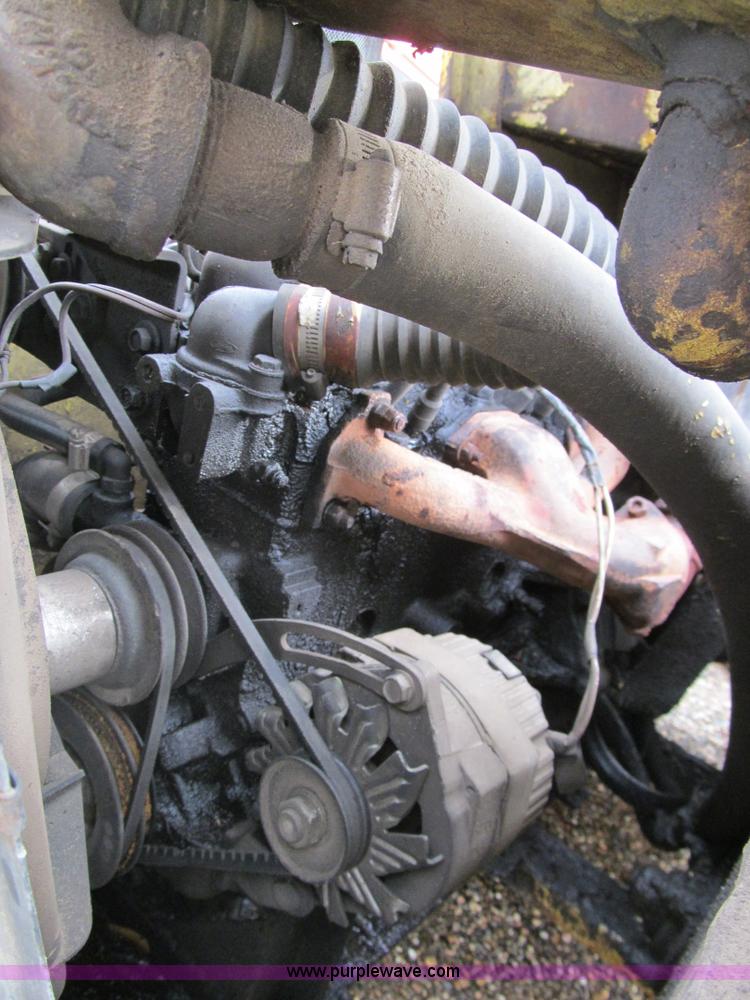 image for item E7501 Ford skid steer