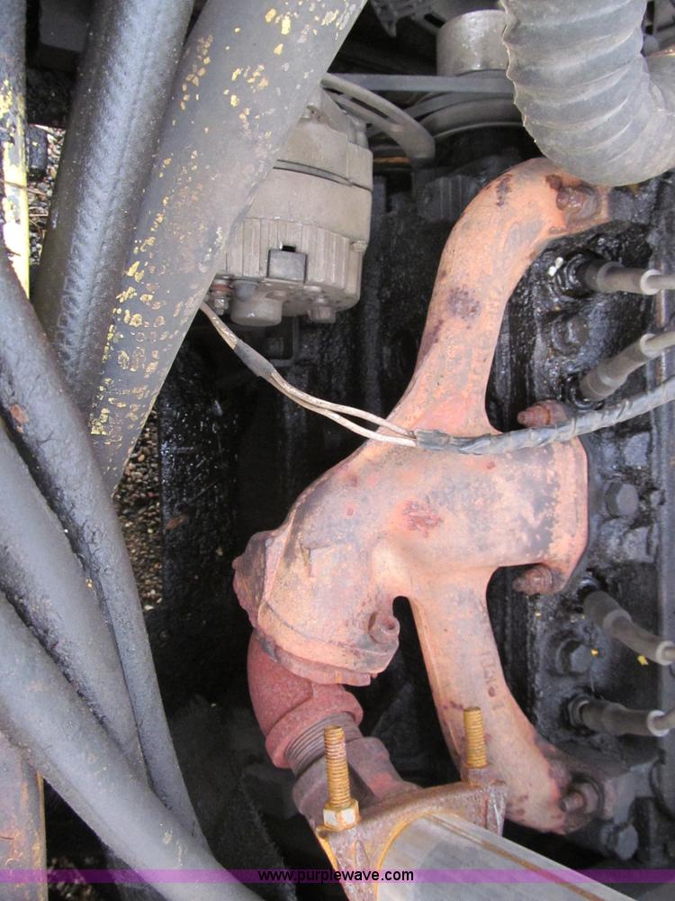 image for item E7501 Ford skid steer