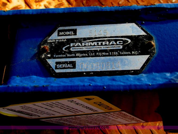 image for item E7504 Farmtrac 5145 loader