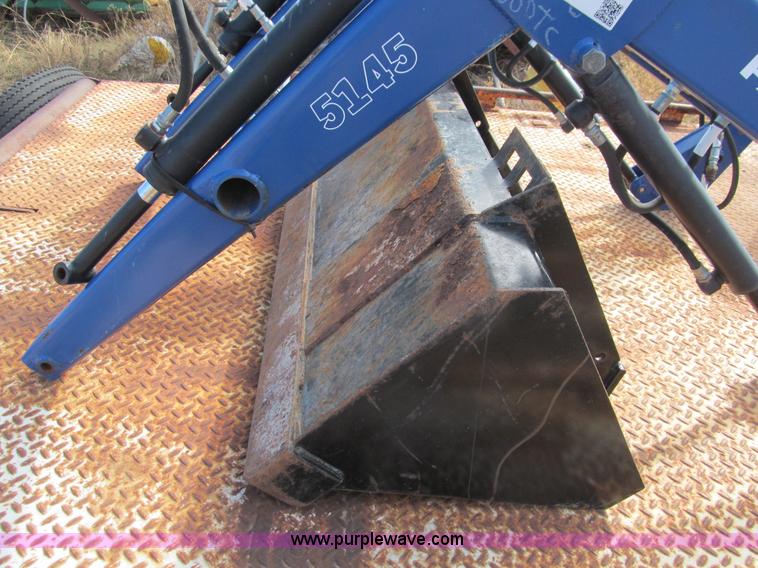 image for item E7504 Farmtrac 5145 loader