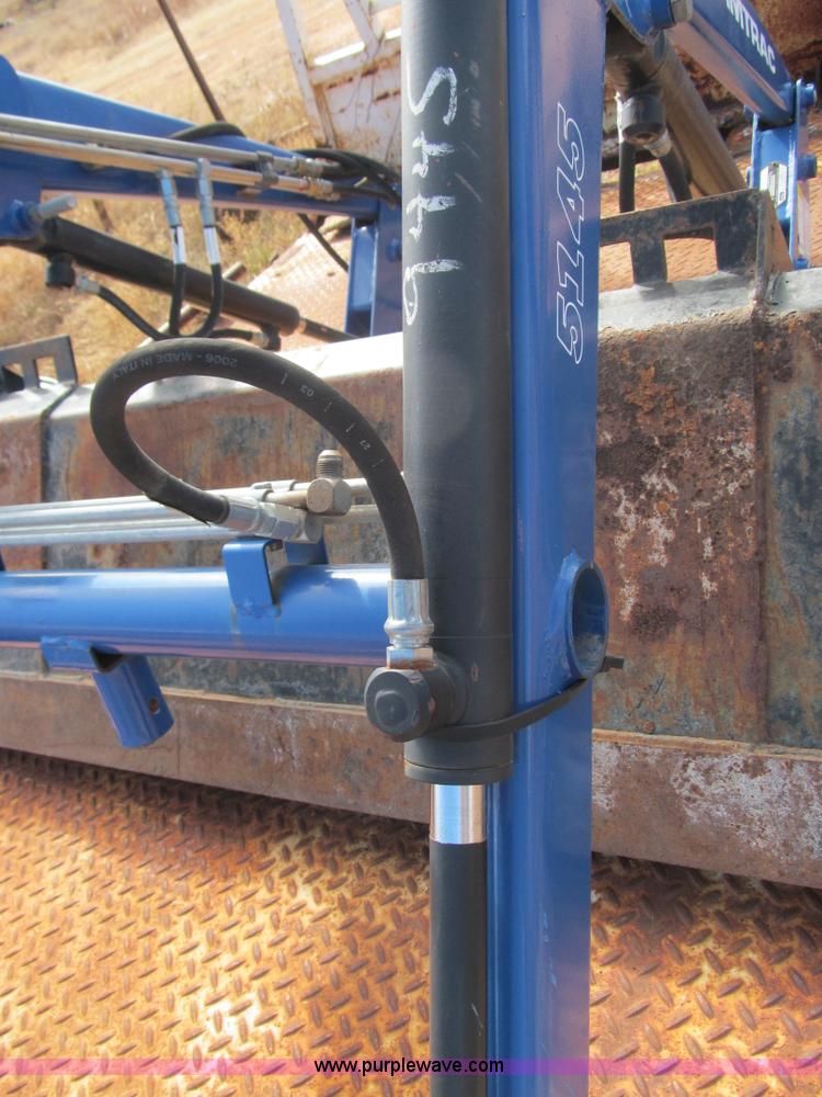 image for item E7504 Farmtrac 5145 loader