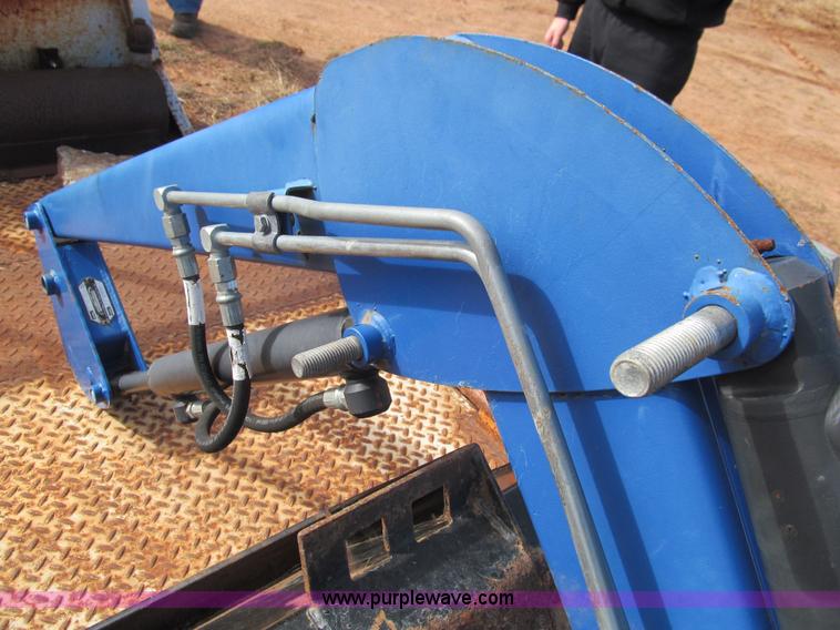 image for item E7504 Farmtrac 5145 loader