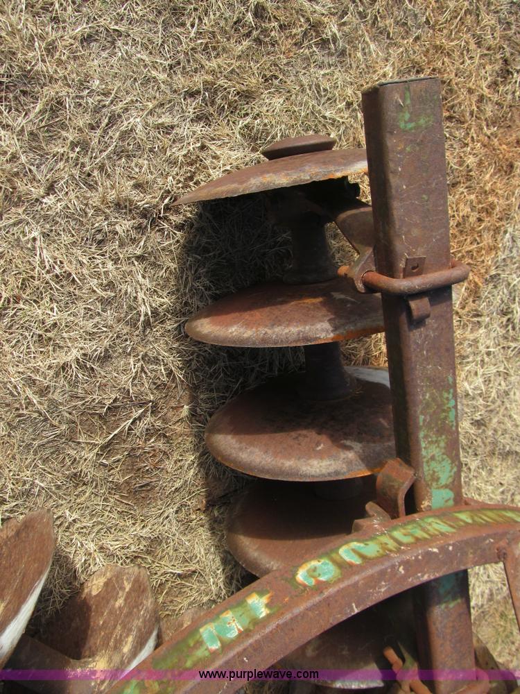 image for item E7505 John Deere disk