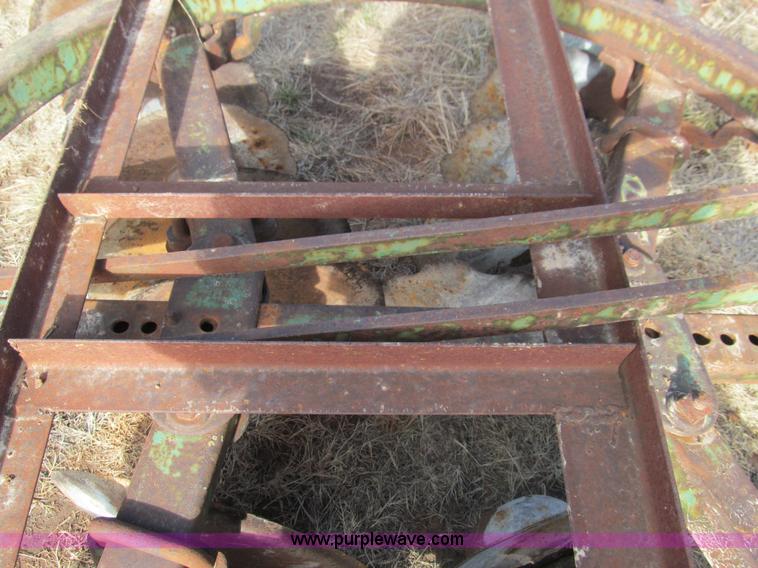 image for item E7505 John Deere disk