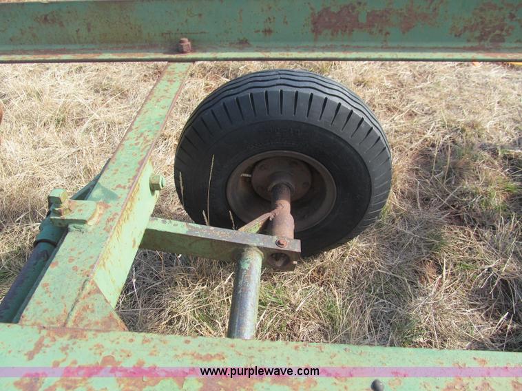 image for item E7506 John Deere 10' offset disk