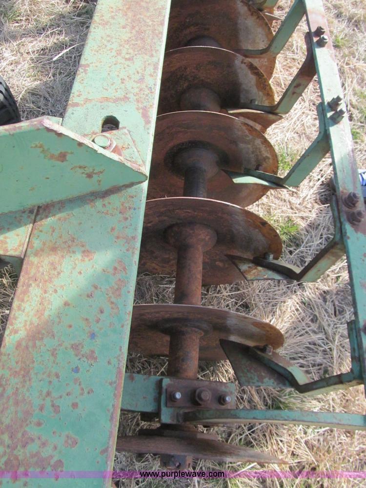 image for item E7506 John Deere 10' offset disk