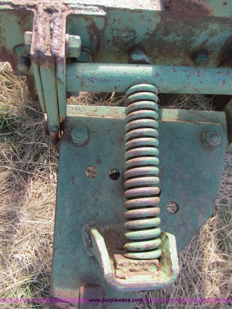 image for item E7506 John Deere 10' offset disk