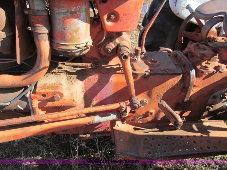 image for item E7507 Ford Workmaster 701 tractor