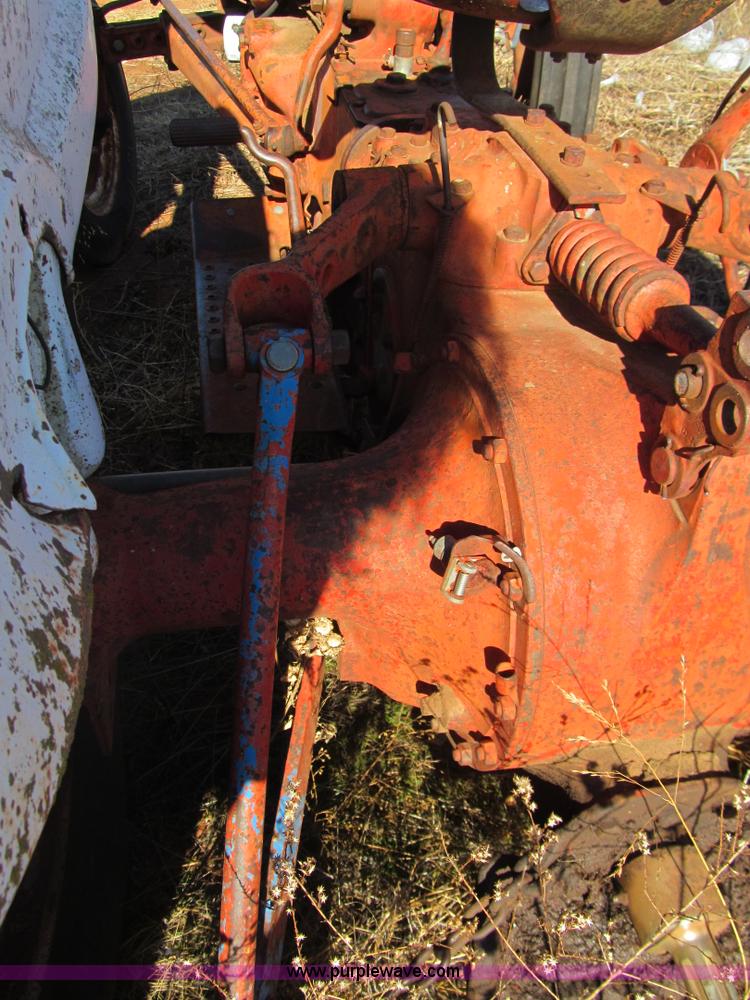 image for item E7507 Ford Workmaster 701 tractor