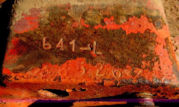 image for item E7507 Ford Workmaster 701 tractor