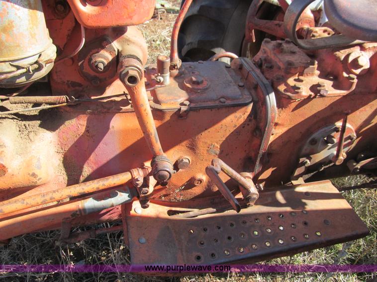image for item E7507 Ford Workmaster 701 tractor