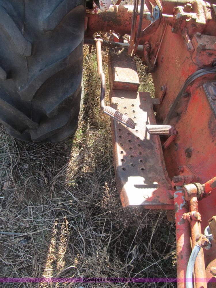 image for item E7507 Ford Workmaster 701 tractor