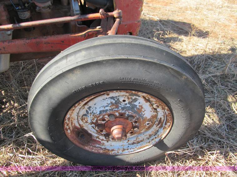 image for item E7507 Ford Workmaster 701 tractor