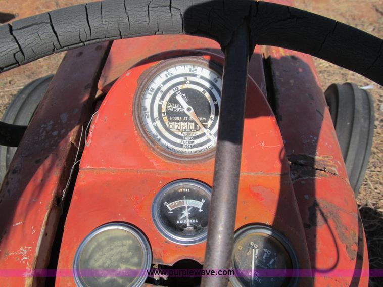 image for item E7507 Ford Workmaster 701 tractor