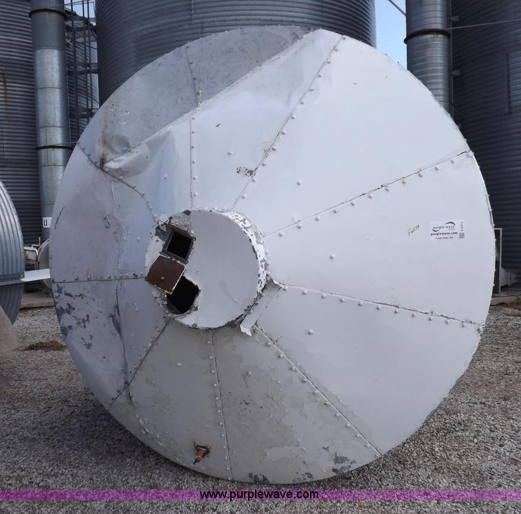image for item F6073 Hopper bottom grain bin