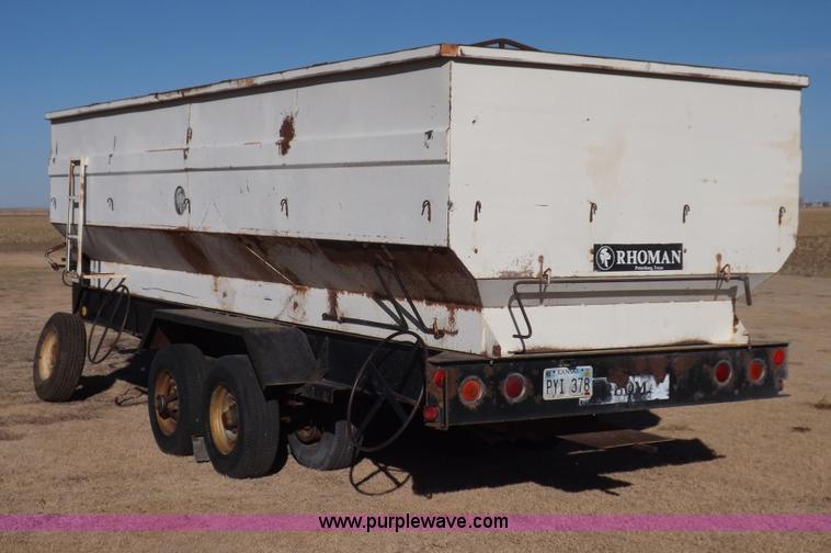 image for item F6361 1978 Rhoman 500 bushel gooseneck grain trailer