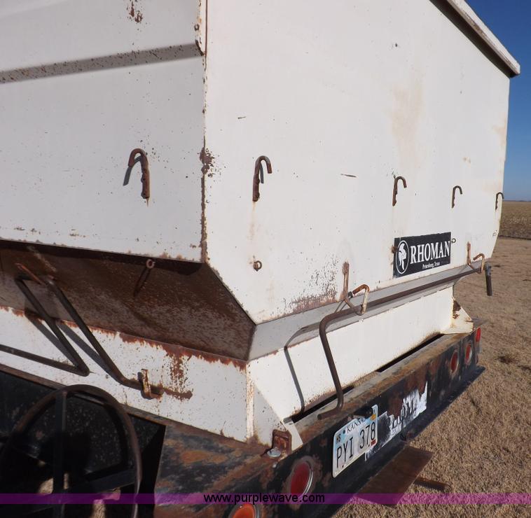 image for item F6361 1978 Rhoman 500 bushel gooseneck grain trailer