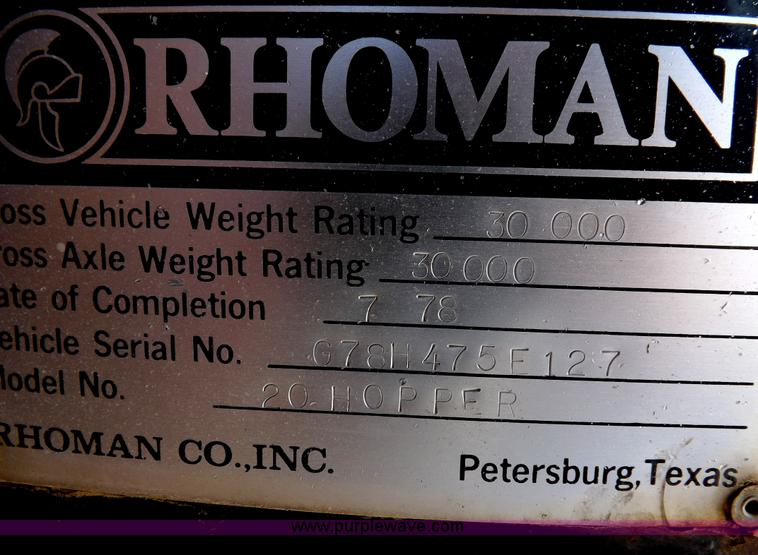 image for item F6361 1978 Rhoman 500 bushel gooseneck grain trailer