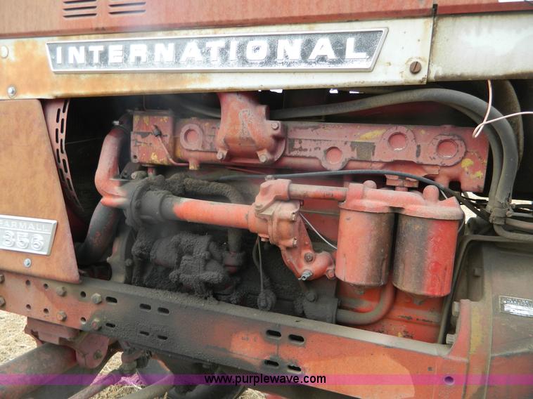 image for item G7604 1968 International F856 tractor