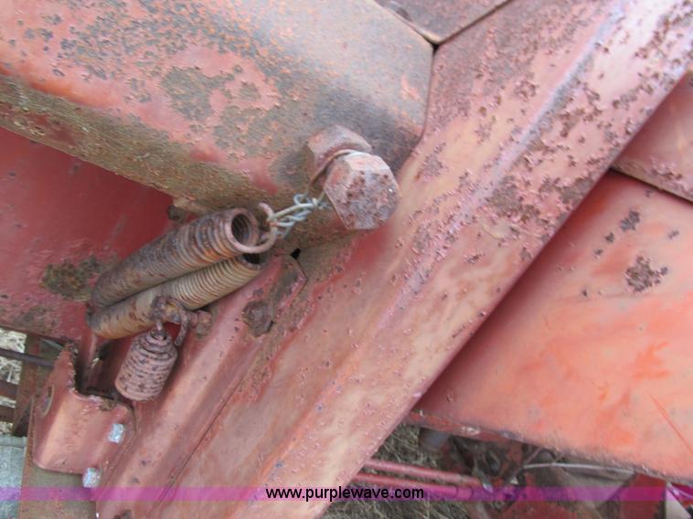 image for item M9252 Gehl grinder mixer with shaft