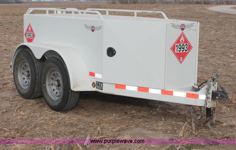 image for item O9432 2010 Thunder Creek LDJ 500 gallon diesel fuel tank trailer