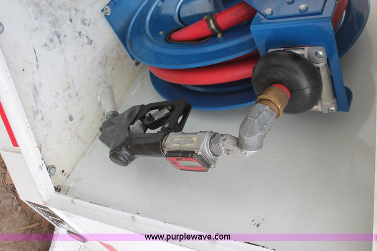 image for item O9432 2010 Thunder Creek LDJ 500 gallon diesel fuel tank trailer