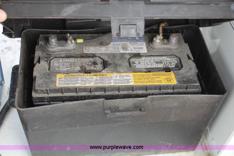 image for item O9432 2010 Thunder Creek LDJ 500 gallon diesel fuel tank trailer