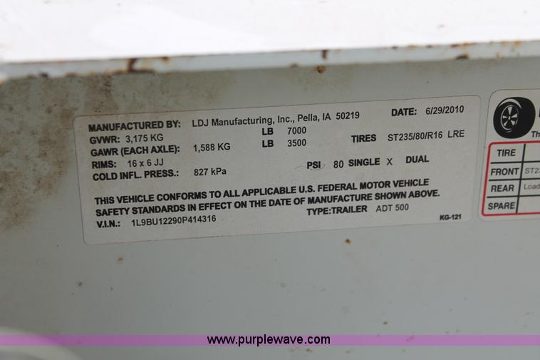 image for item O9432 2010 Thunder Creek LDJ 500 gallon diesel fuel tank trailer