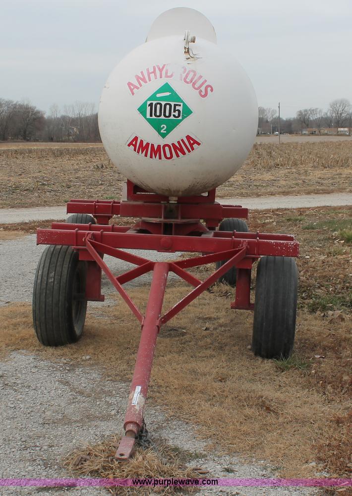 image for item O9433 1,000 gallon NH3 anhydrous ammonia tank