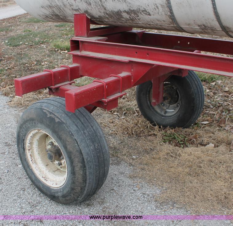 image for item O9433 1,000 gallon NH3 anhydrous ammonia tank