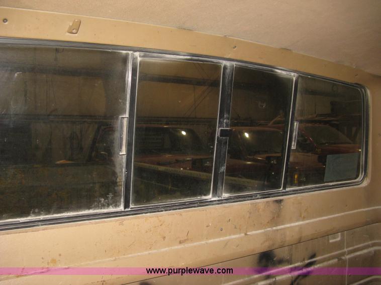 image for item B8461 1989 Ford F250 HD Custom SuperCab plow truck