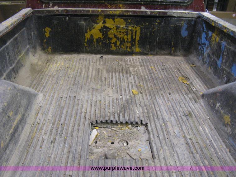 image for item B8461 1989 Ford F250 HD Custom SuperCab plow truck