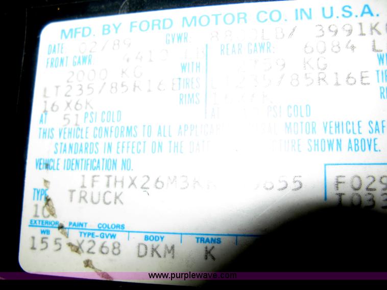 image for item B8461 1989 Ford F250 HD Custom SuperCab plow truck