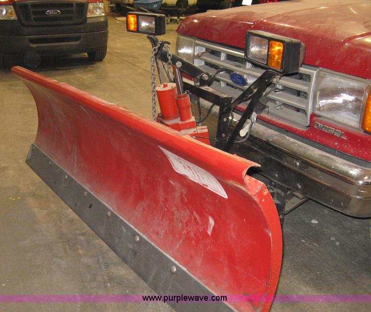 image for item B8461 1989 Ford F250 HD Custom SuperCab plow truck